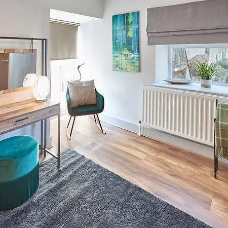 Hébergement de vacances Host & - No 9 Victoria Road *
